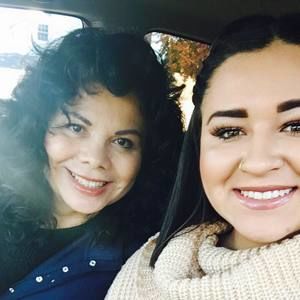 Meet your Posher, Ofelia